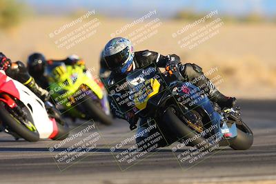 media/Dec-07-2024-CVMA (Sat) [[21c5f1ef85]]/Race 13-Amateur Supersport Middleweight/